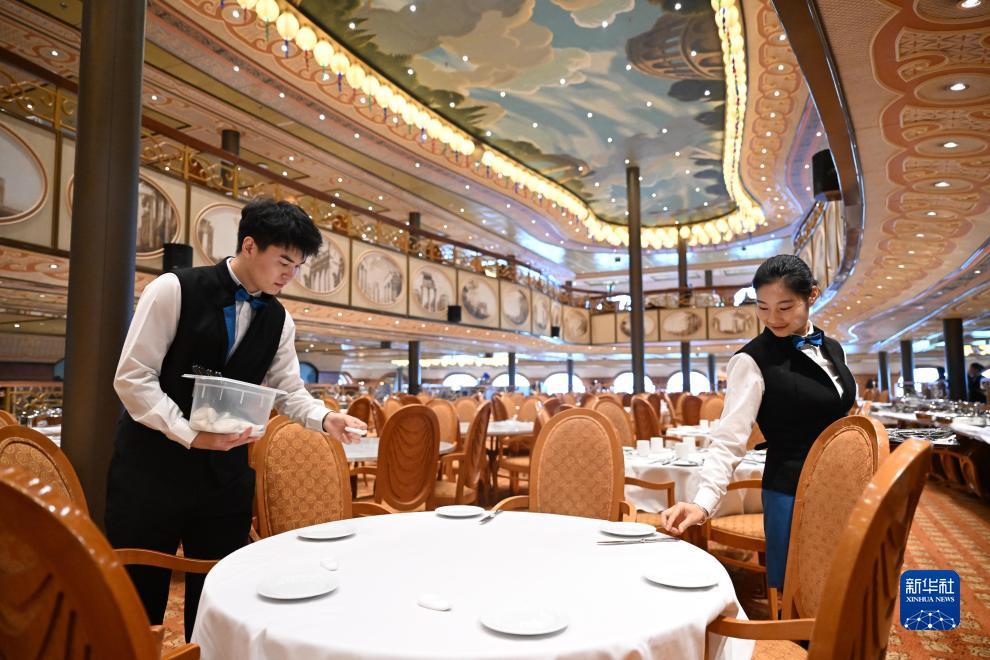 乐逸棋牌手机版